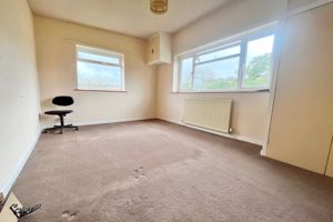 Bedroom - click for photo gallery